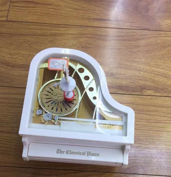 Piano music box