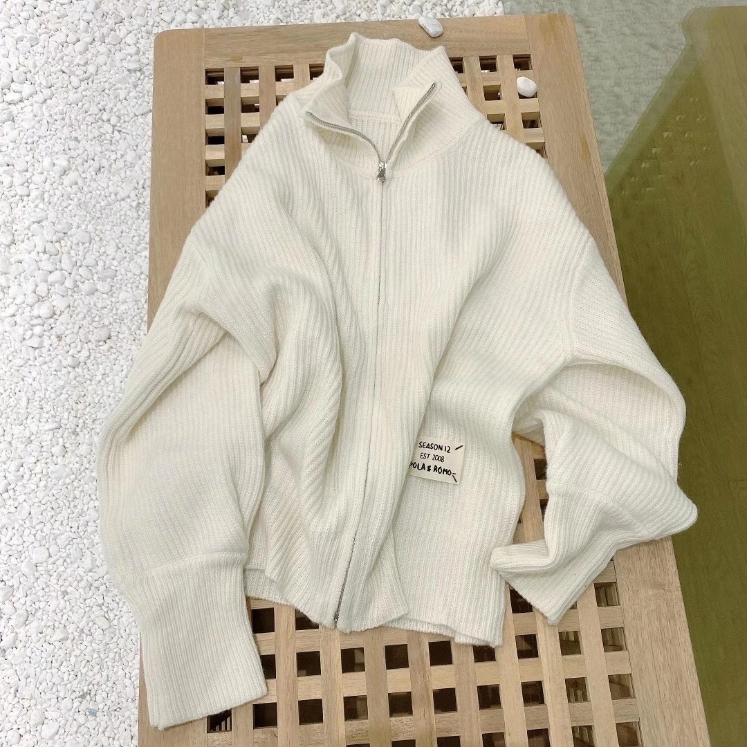 Cashmere sweater 9 thumbnail