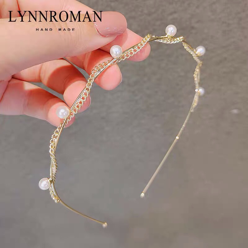 Wire pearl hair hoop thumbnail
