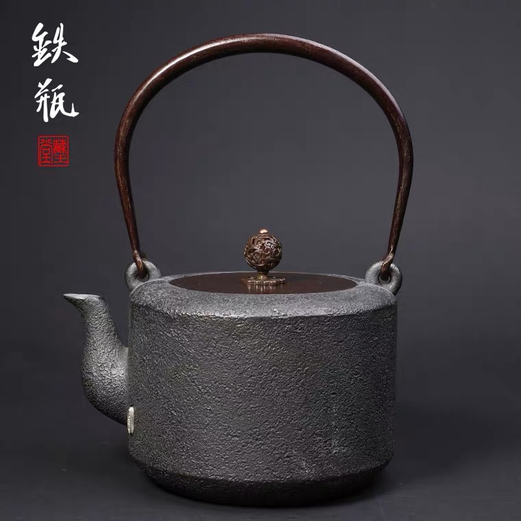 藏王堂日本原装进口铁壶手工无涂层铸铁泡茶高端烧水壶茶壶海波纹