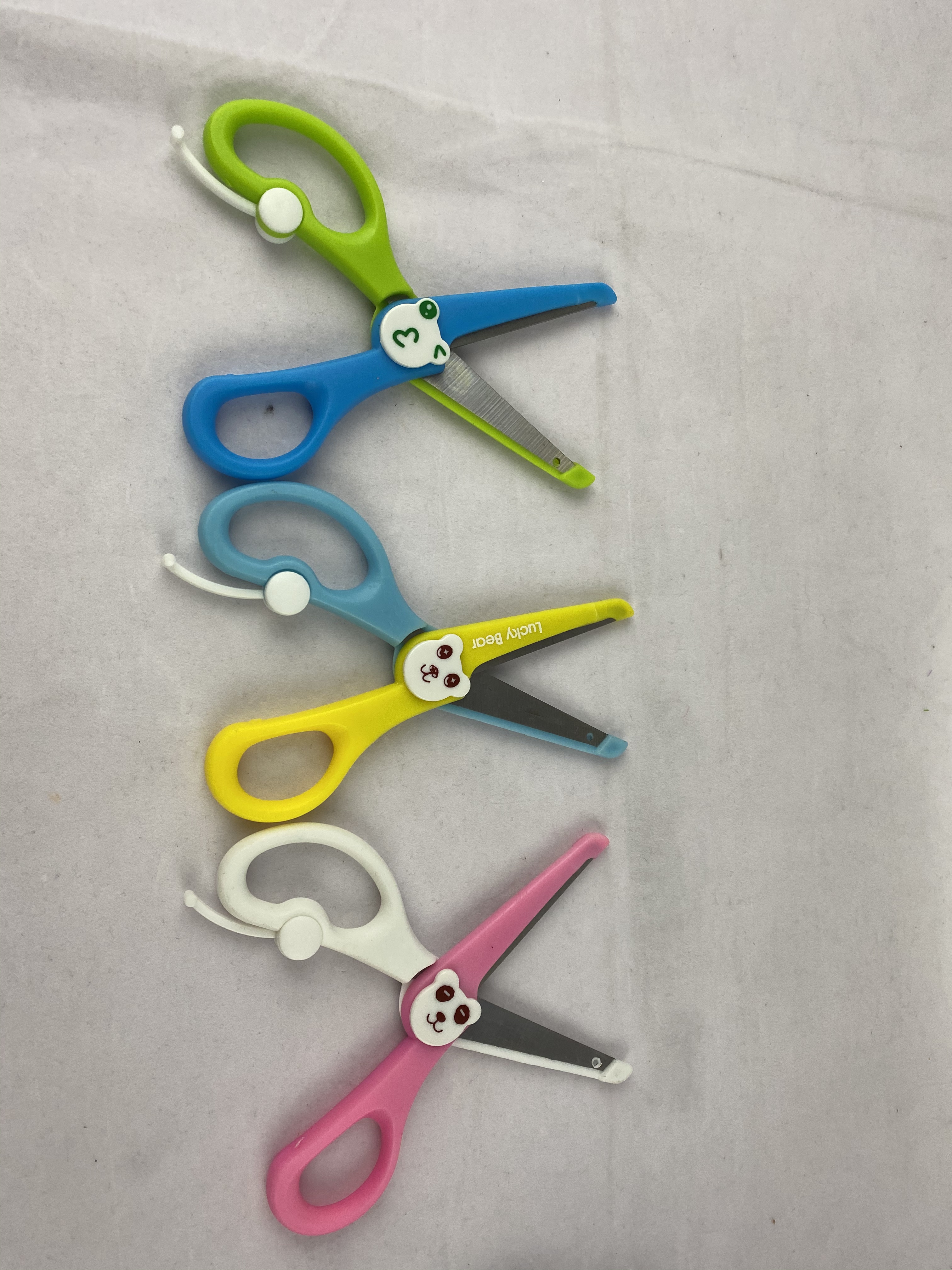 Yl96288 Yalon Brand Scissors Application Scenario