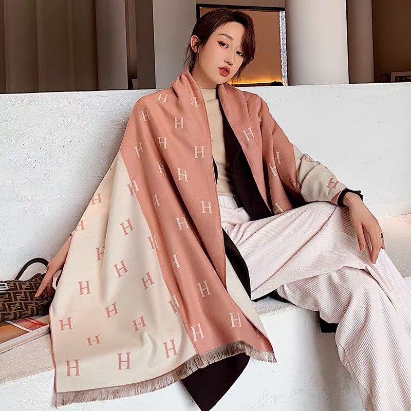 保暖加厚超大可爱气质围巾百搭韩版淑女丝巾保暖加厚超大可爱气质围巾百搭休闲潮流时尚女