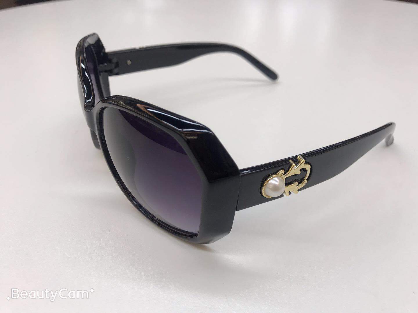 墨镜/太阳镜/太阳镜女2023时尚/偏光太阳眼镜/运动墨镜产品图