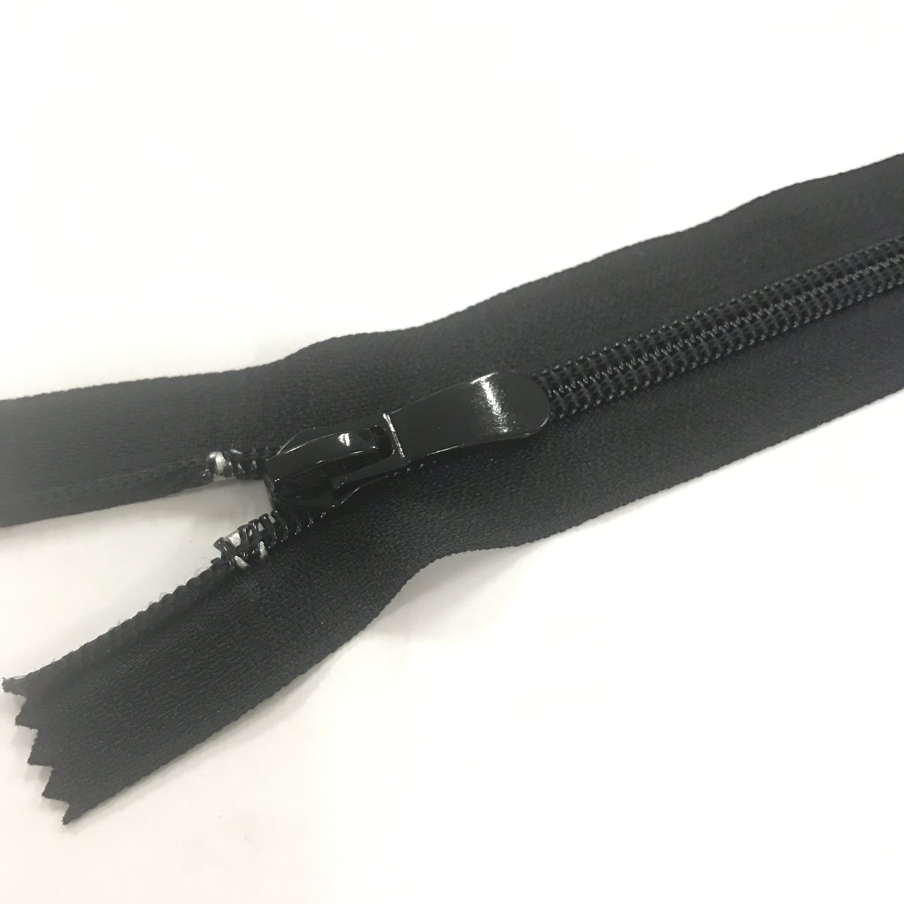 No. 5 Nylon 3.6kg/200y black color shoes with zipper head hanging spray 20cm thumbnail
