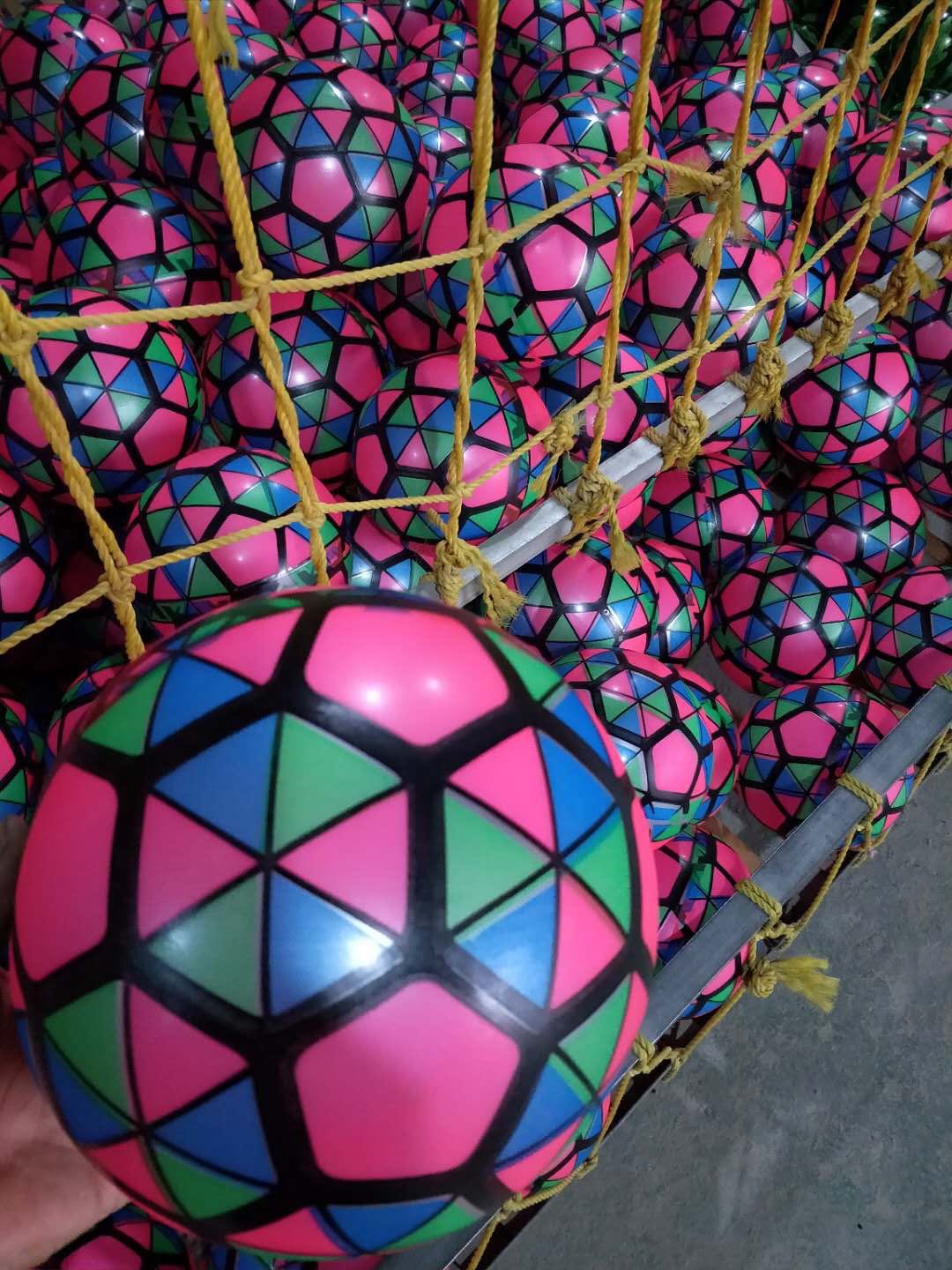 New inflatable ball, leather ball, fluorescent ball, fluorescent Five stars detail image 7