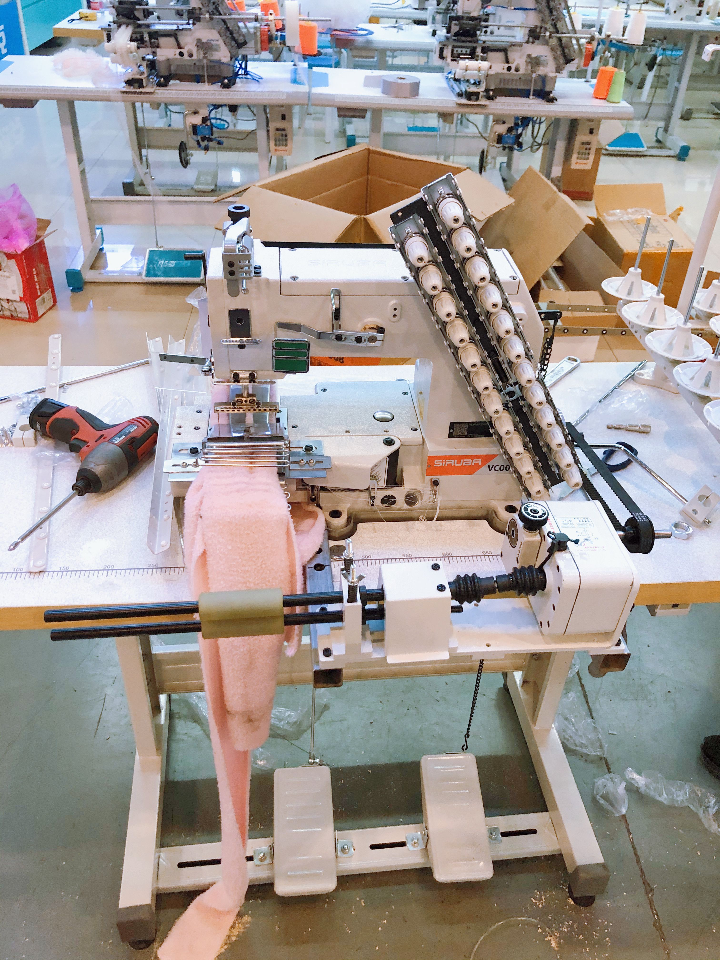 Modify the multi-needle machine into a slitting equipment