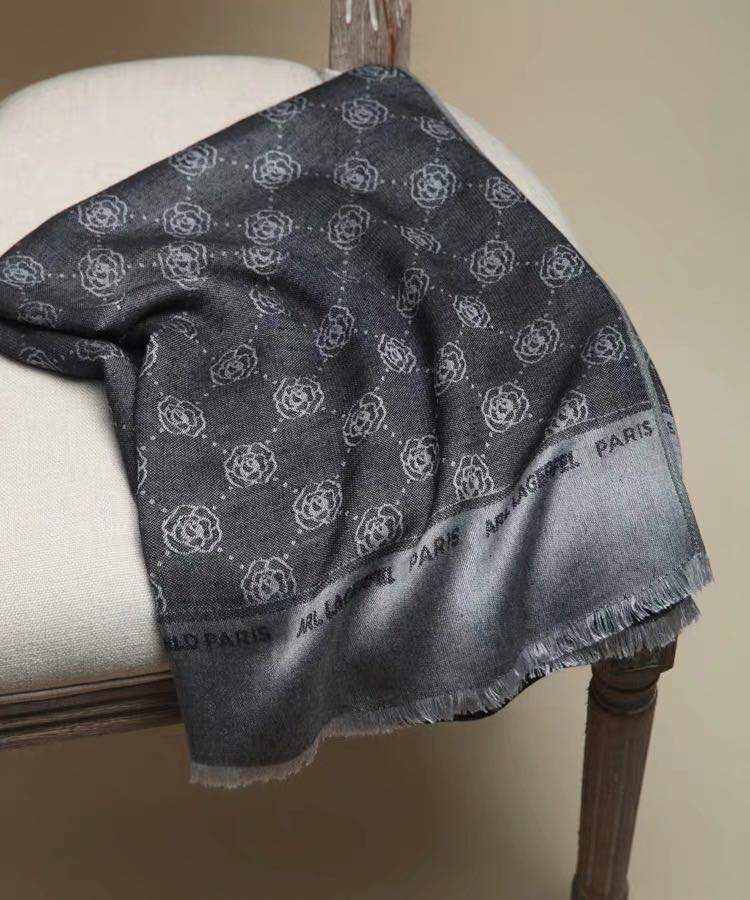 Women's Shawl Autumnwinter Coat Hundred Scarves