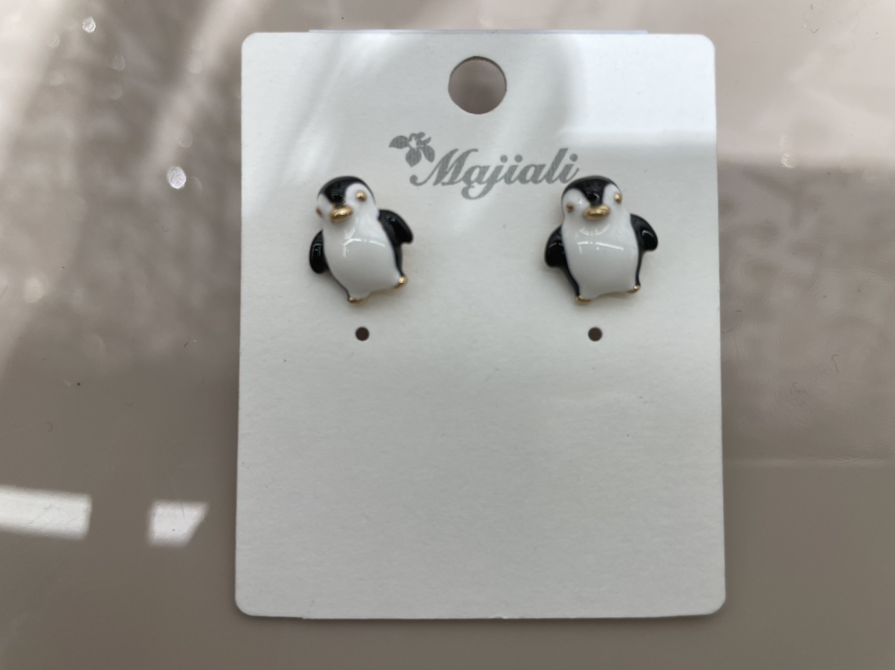 Korean version of cute penguin ear studs thumbnail