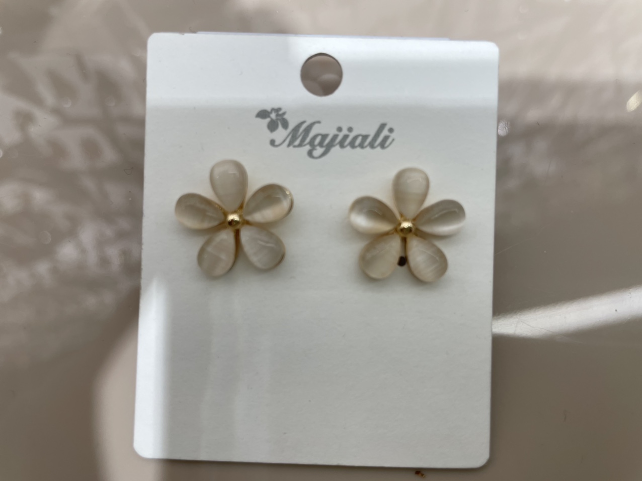 Korean Version Of Cat Eyes Five-Petal Flower Earrings