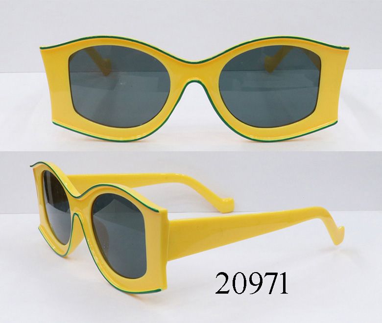 Fashion bestsellers details Picture