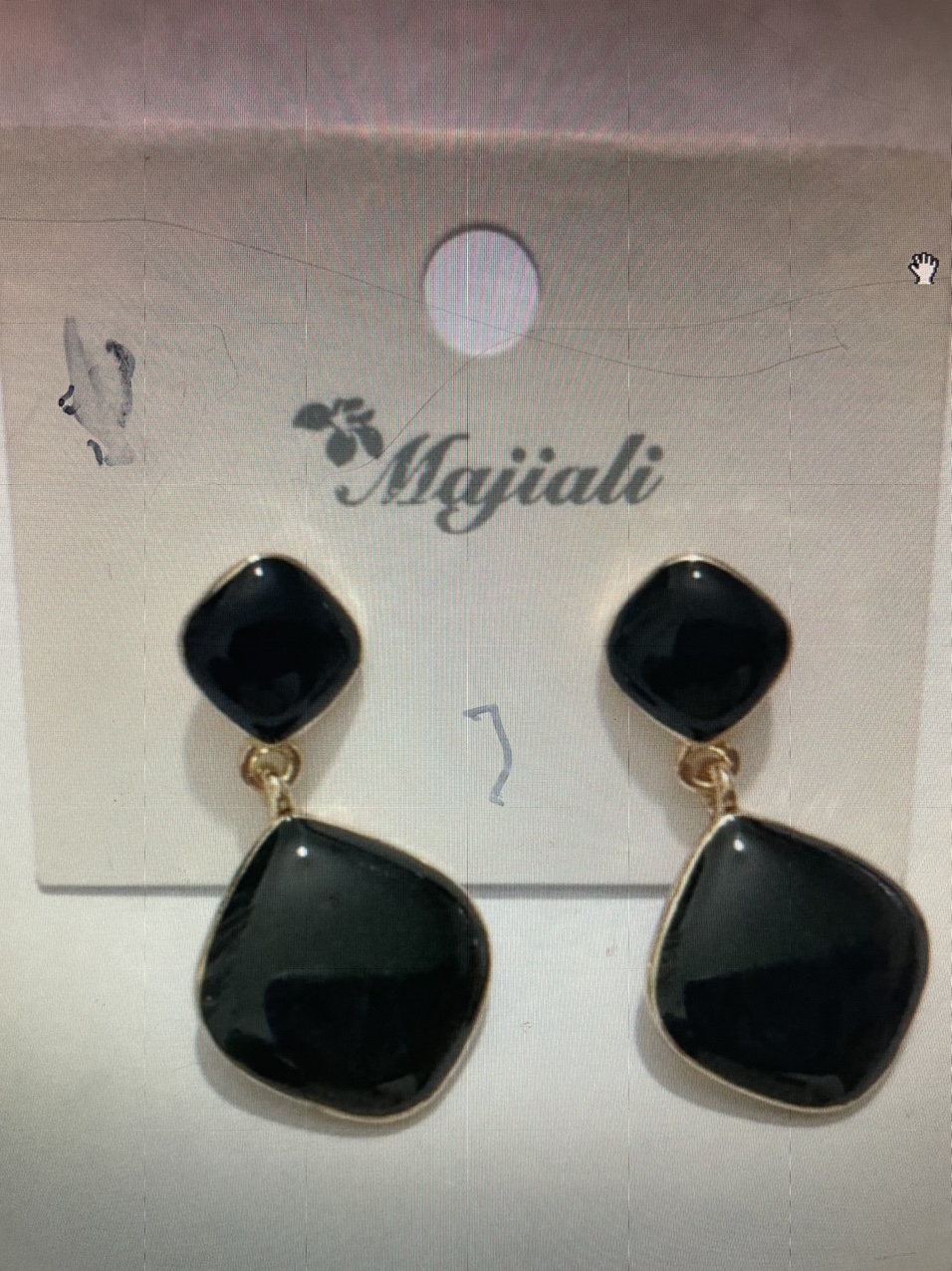 Simple drip earrings thumbnail