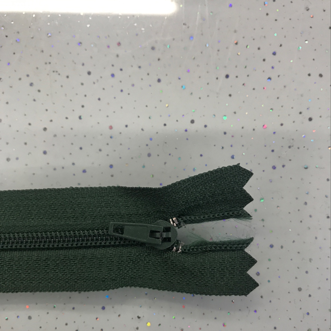 拉链/哪吒/妃蝶拉链/拉链拉片/黄铜拉链产品图