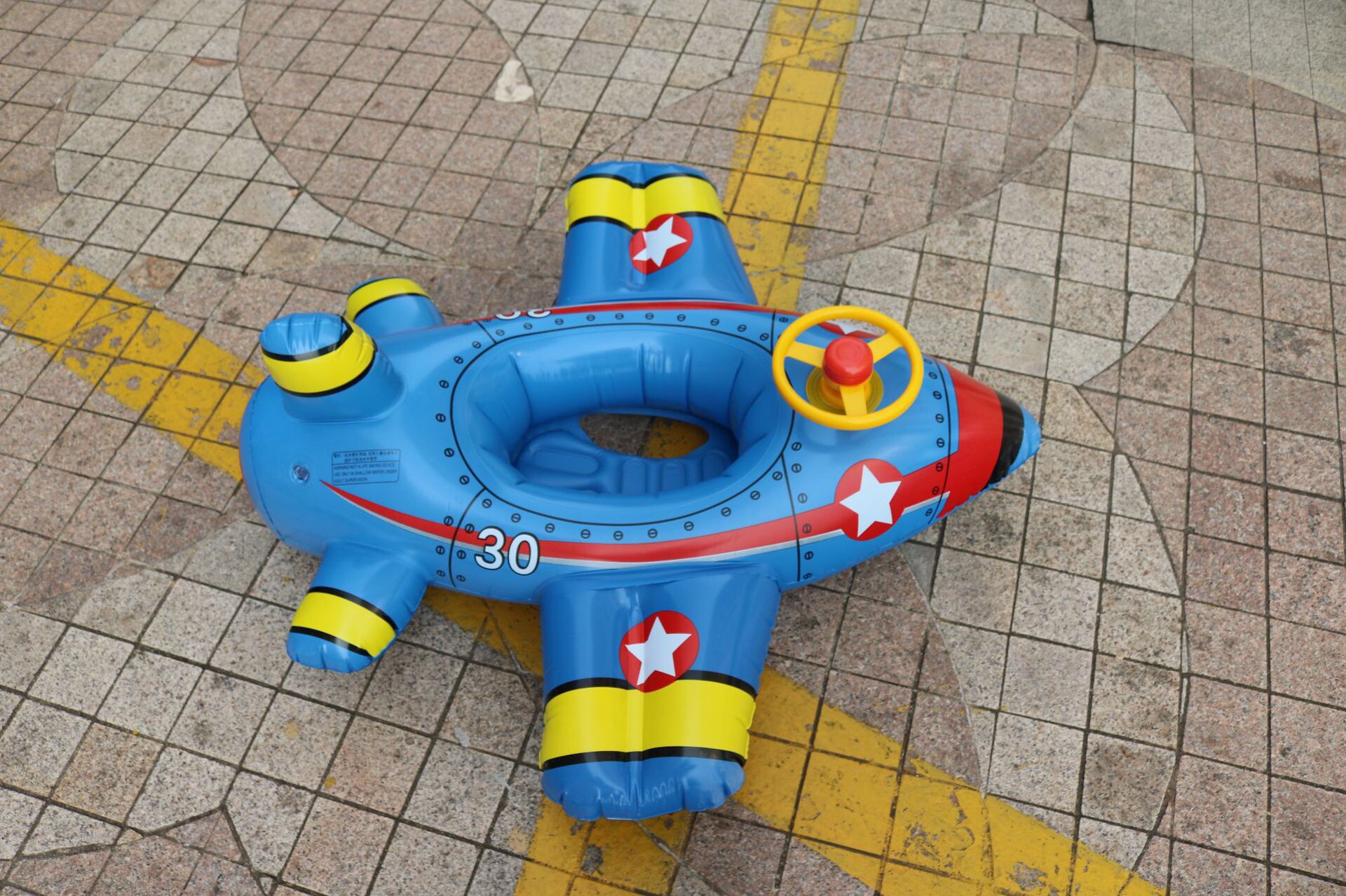 Amazon thickened creative small airplane swimming ring inflatable children's seat ring swimming ring baby seat ring blue airplane detail image 5