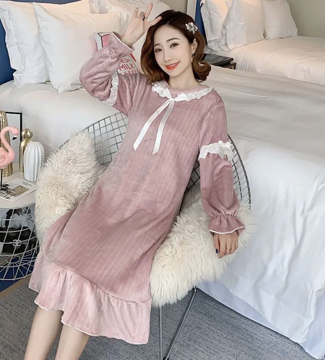 女士粉色睡衣