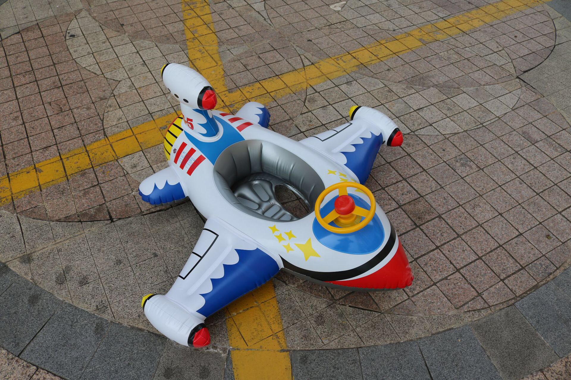 Amazon thickened creative white small airplane swimming ring inflatable children's seat ring swimming ring baby seat ring undefined