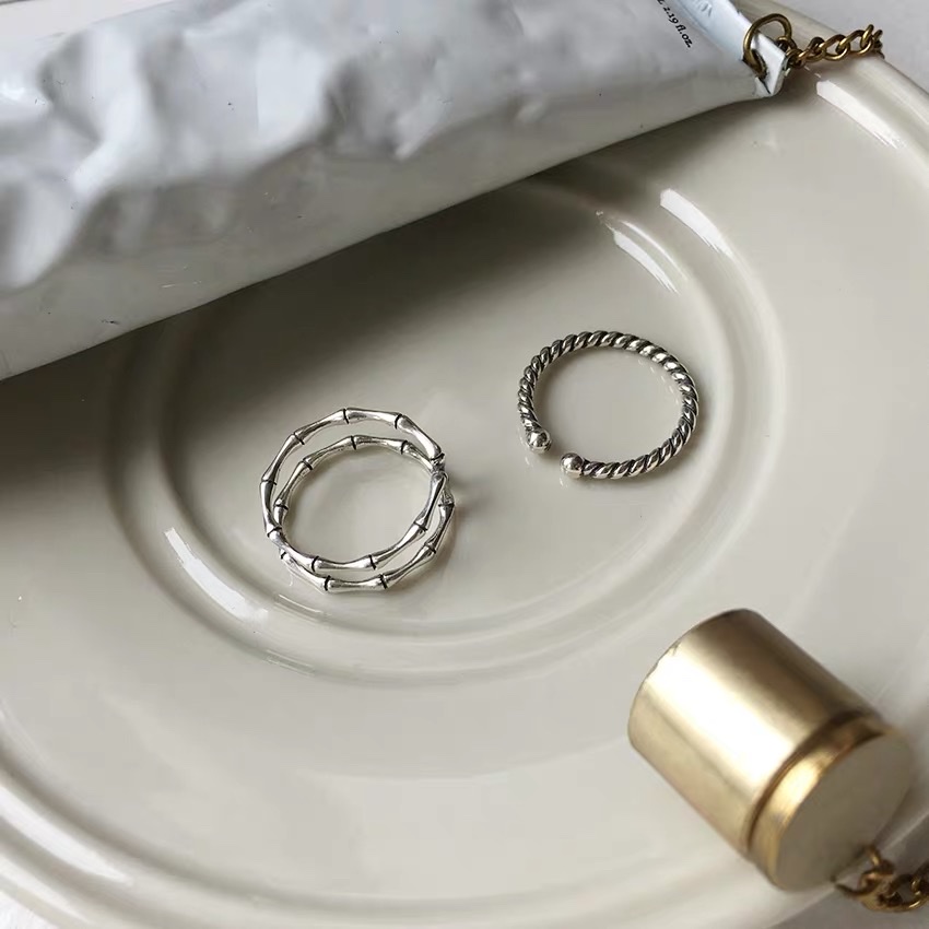 UKI SILVER and Season S925 pure silver double-layer bamboo joint index and middle finger rings Application Scenario
