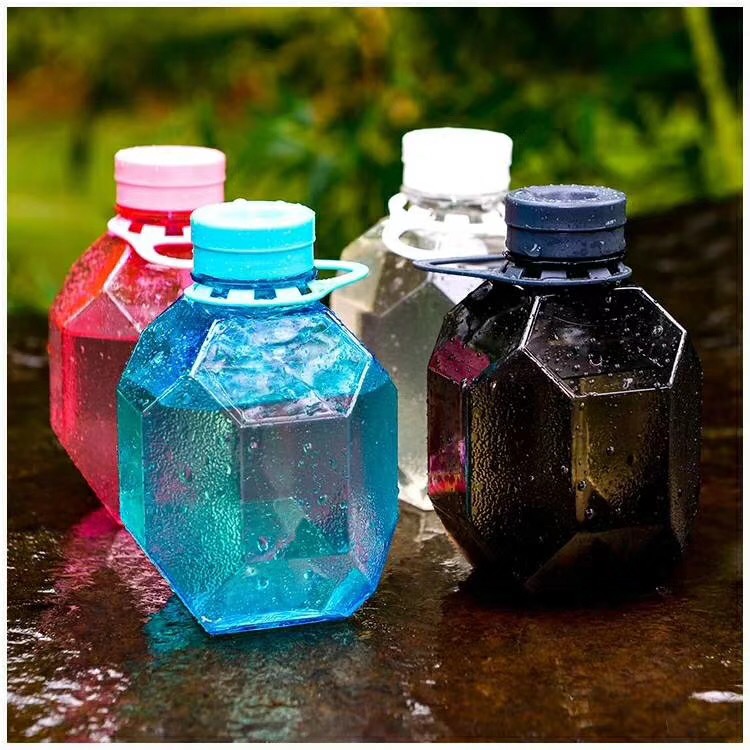 Plastic cup, diamond water cup, 650ml, plastic water cup handle
