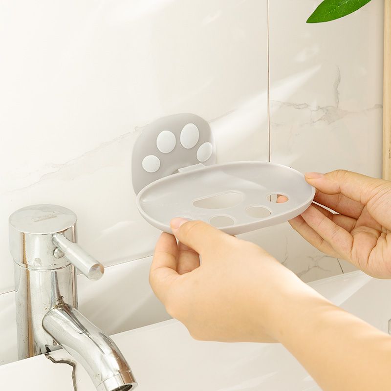 Cute cartoon cat paw no-hole wall-mounted soap box, bathroom and washroom hollowed-out draining soap box storage rack Application Scenario