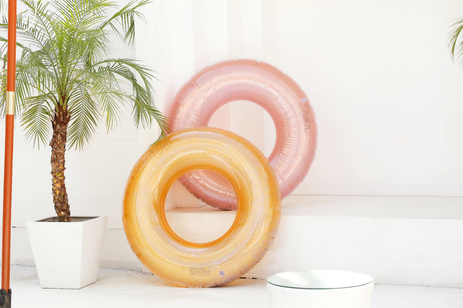 Factory direct sales 2020 new style with handle, thickened crystal transparent sheet swimming ring, inflatable adult water ring, semi-transparent detail image 9