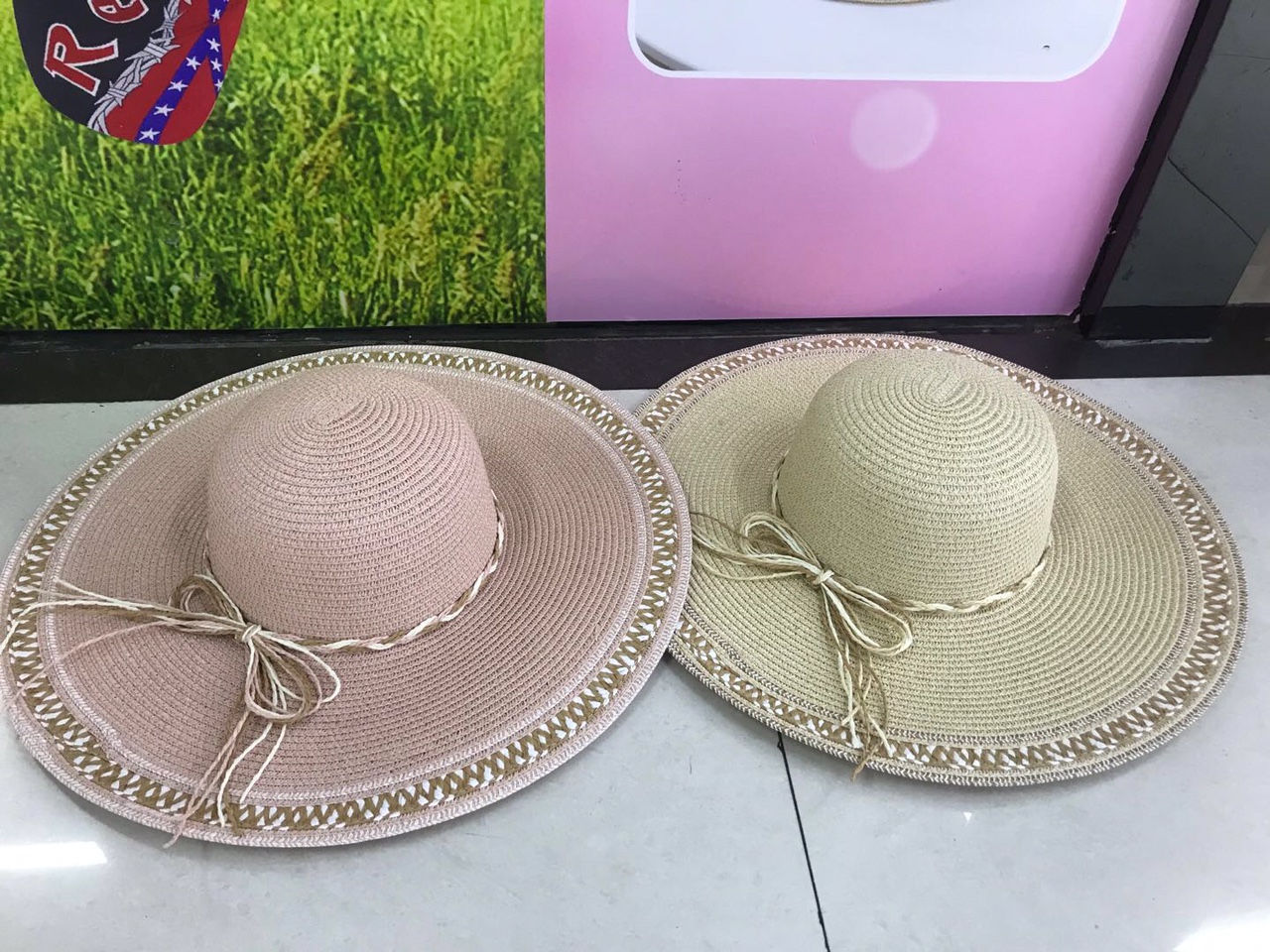 Casual and fashionable Korean-style straw hat