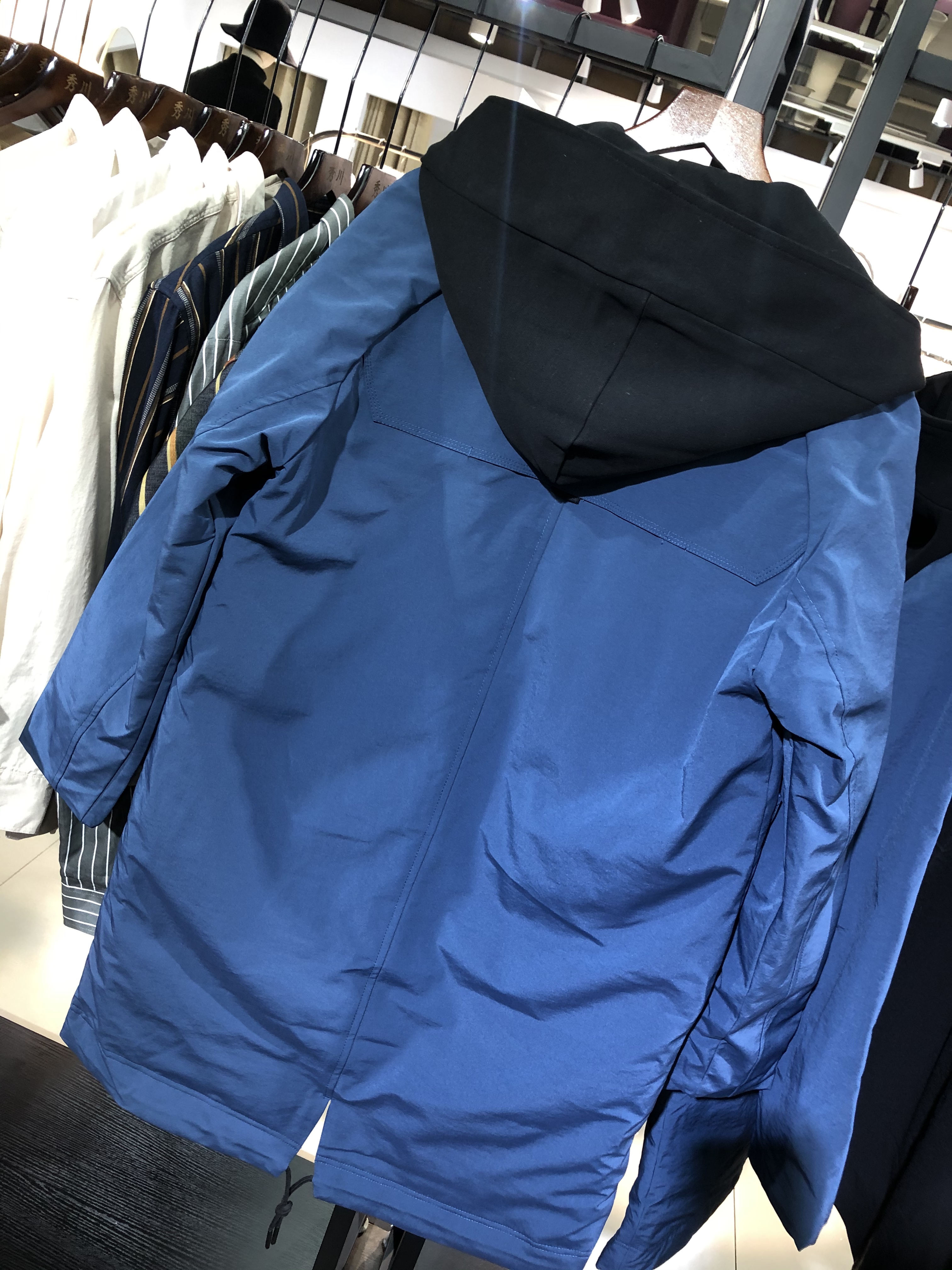 2020冬季新款韩版潮流长款卫衣帽款时尚舒适羽绒服白底实物图