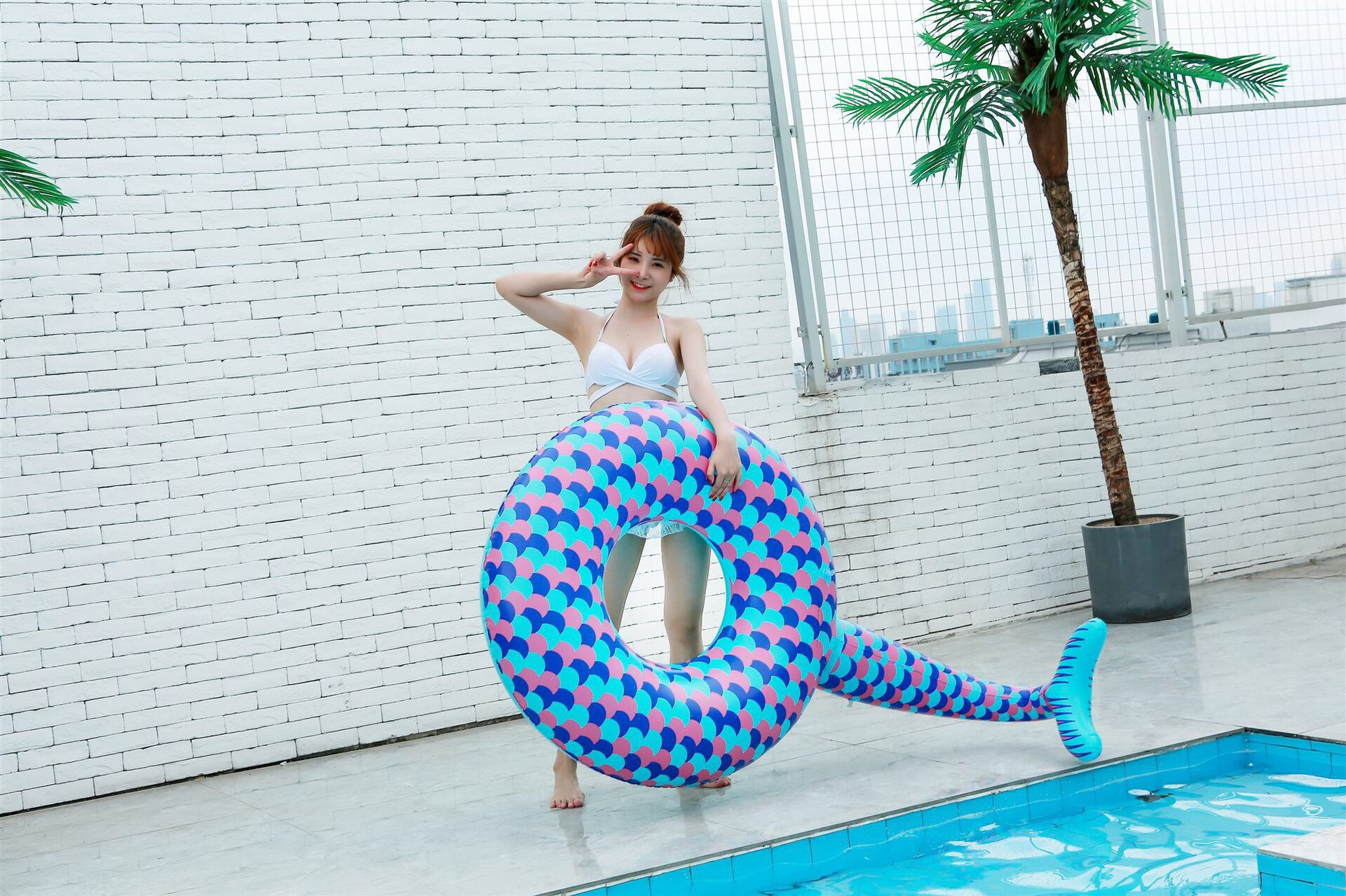 现货供应 小号美人鱼游泳圈ins儿童游泳圈鱼尾巴泳圈加厚水圈详情图3