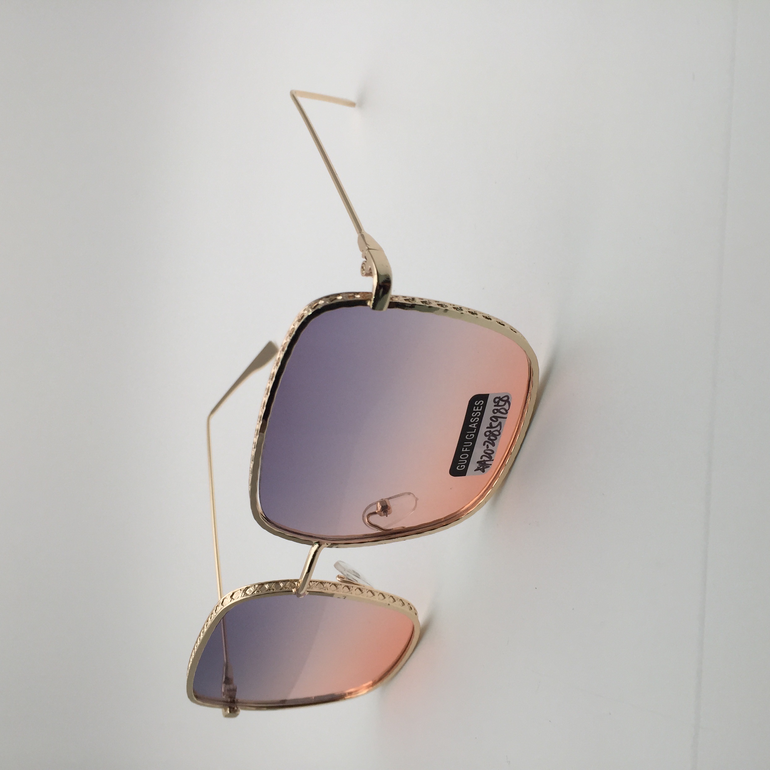 9858 Ladies' sunglasses detail image 2