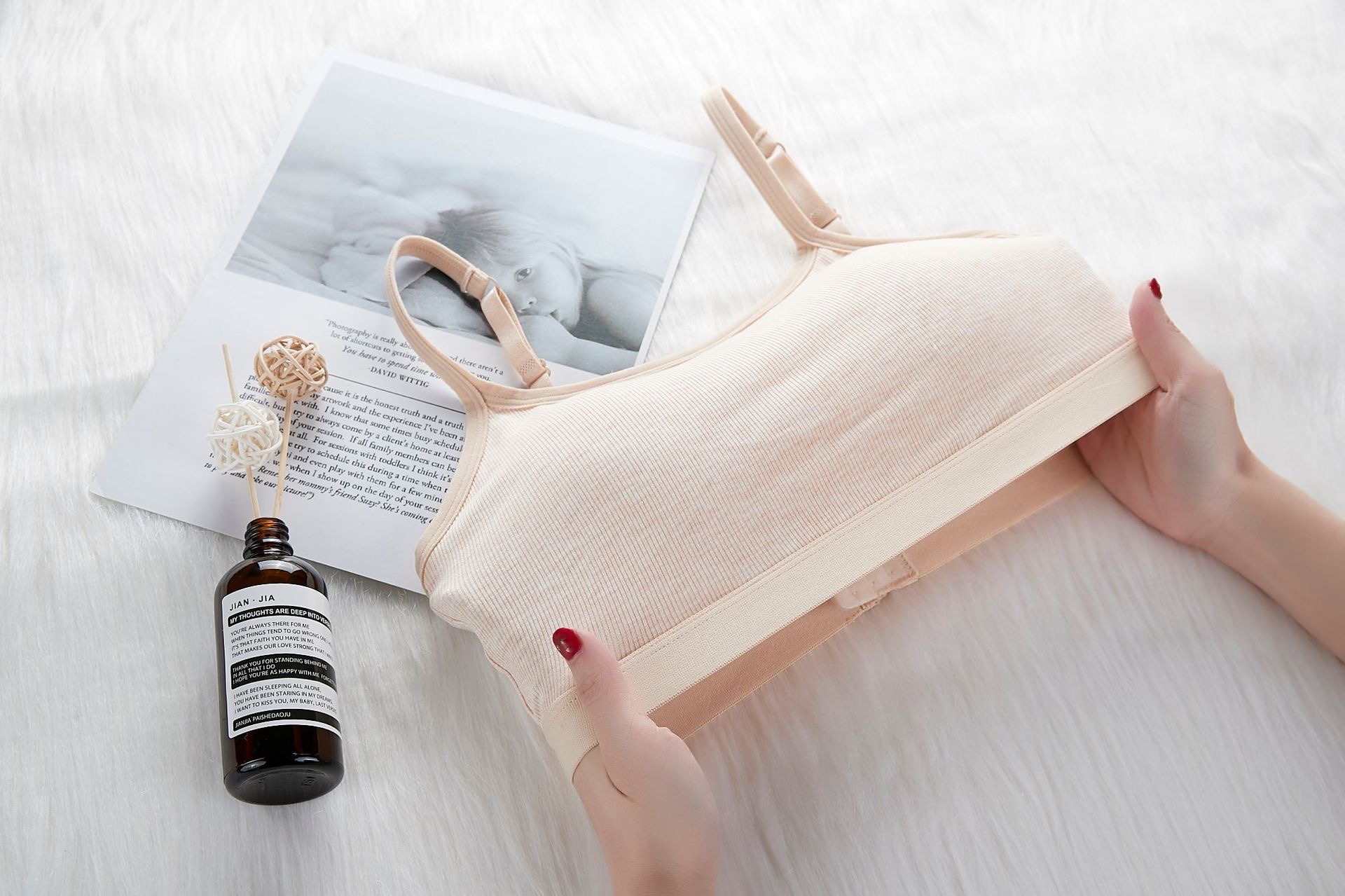 新款三排扣无钢圈吊带文胸螺纹面裹胸手托棉杯无痕舒适抹胸青少女胸罩运动瑜伽背心详情图7