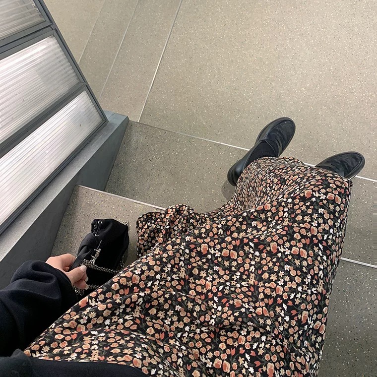 碎花裙 复古油画 黑