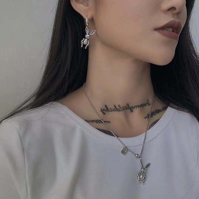 UKI SILVER and Ji S925 sterling silver Korean retro cute rabbit necklace details Picture