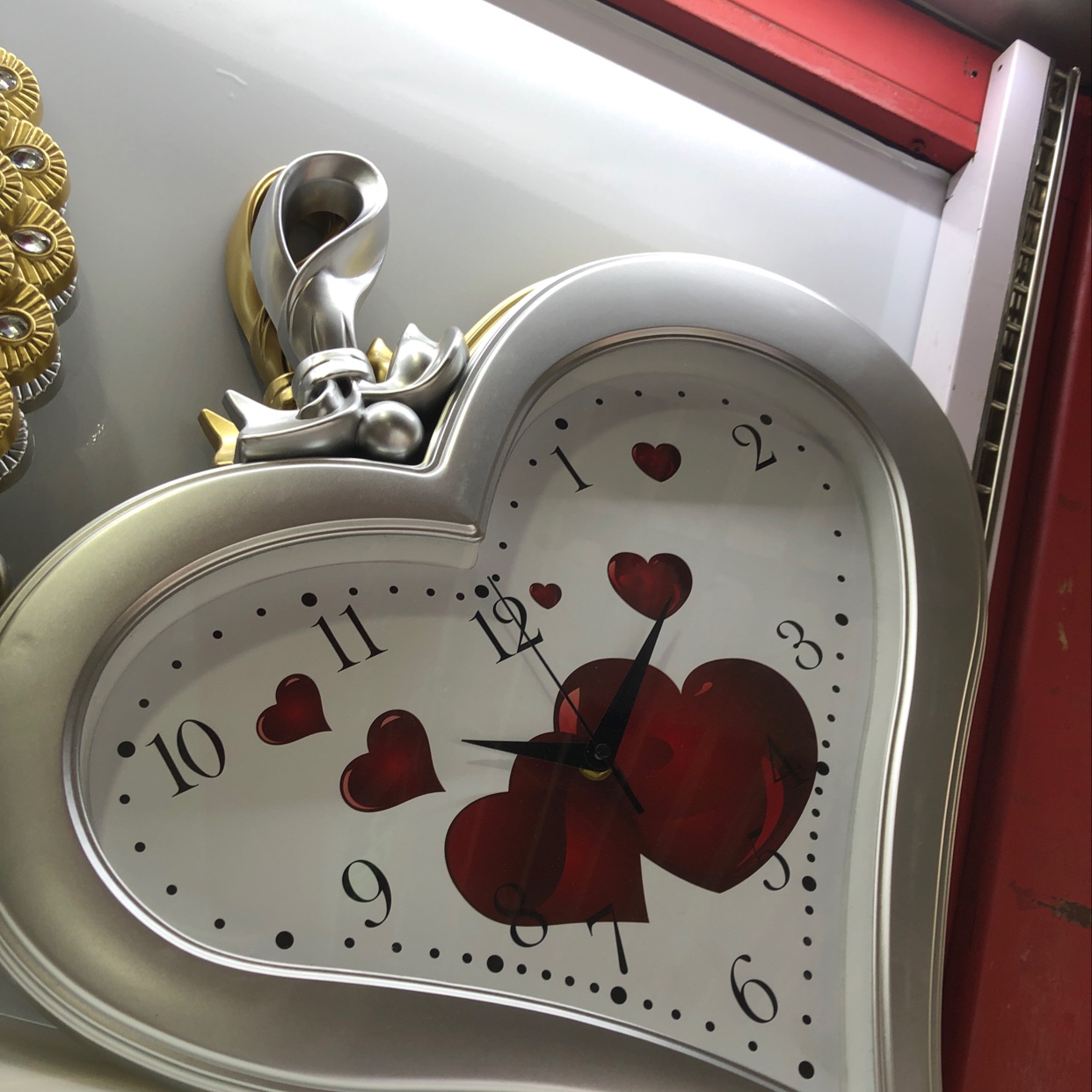 小弟相框工艺品摆件装爱心钟表家居装饰摆件58