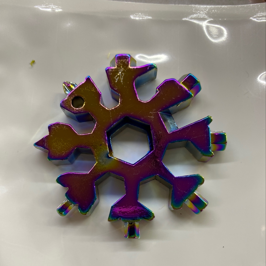 Snowflakes wrench thumbnail