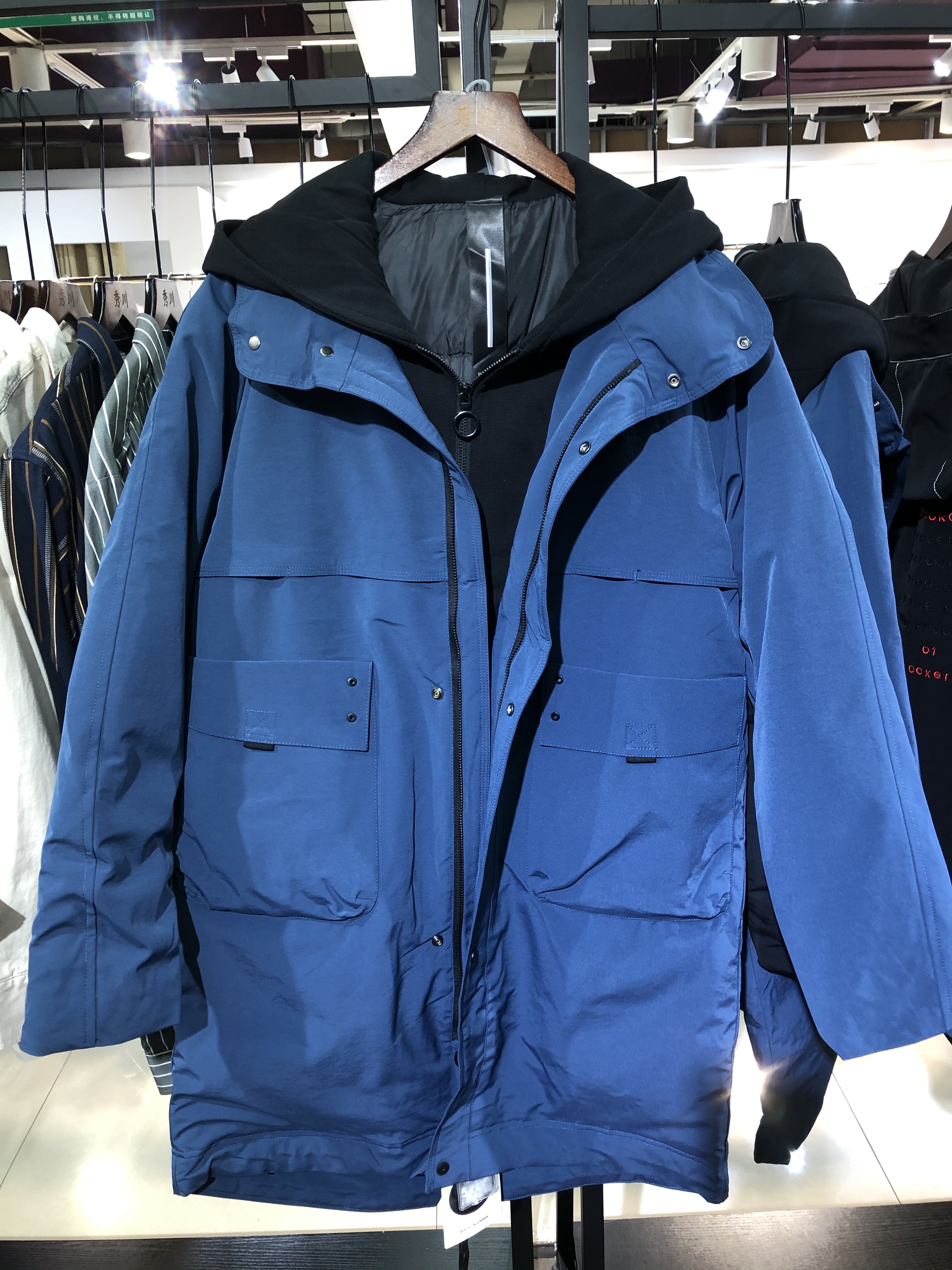 2020冬季新款韩版潮流长款卫衣帽款时尚舒适羽绒服产品图