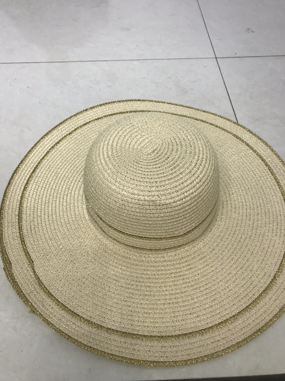 Fashionable Korean-style wide-brimmed hat