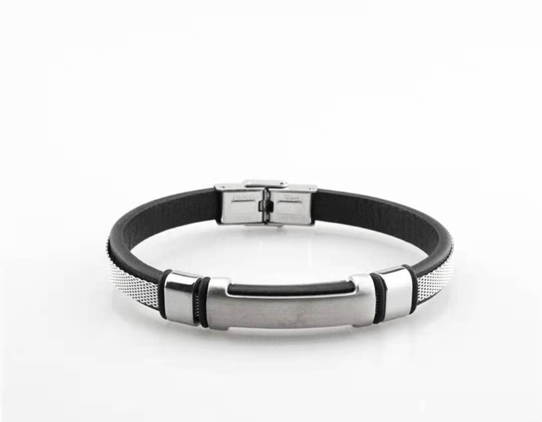 The most popular 316 stainless steel titanium steel bracelet is environmentally friendly, non-allergenic, high-end, elegant and of high grade