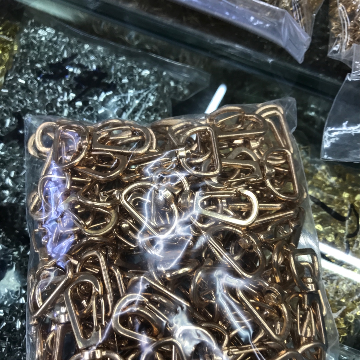Plate buckle thumbnail