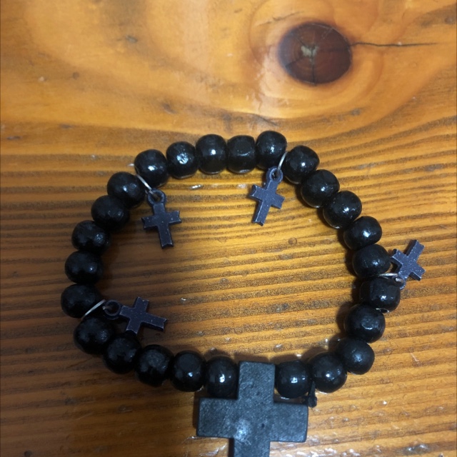 Hot selling street goods cross bracelet 8mm hot style new thumbnail