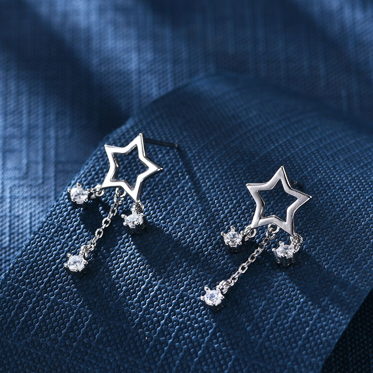 Anton Head Wolf 925 sterling silver 0088 earrings are free of charge full figure