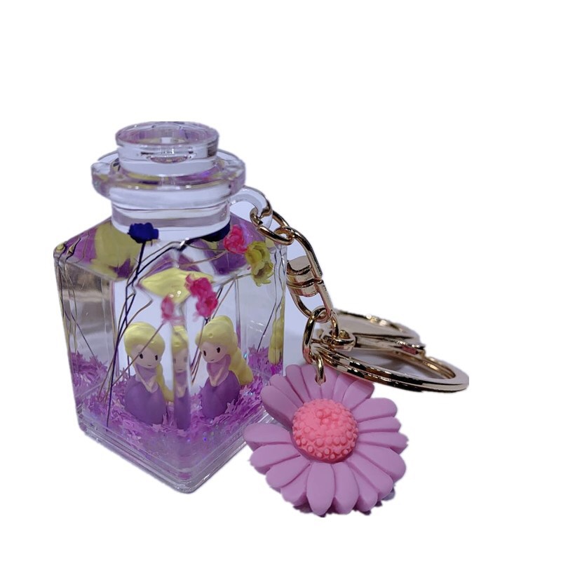 Keychain running sand water