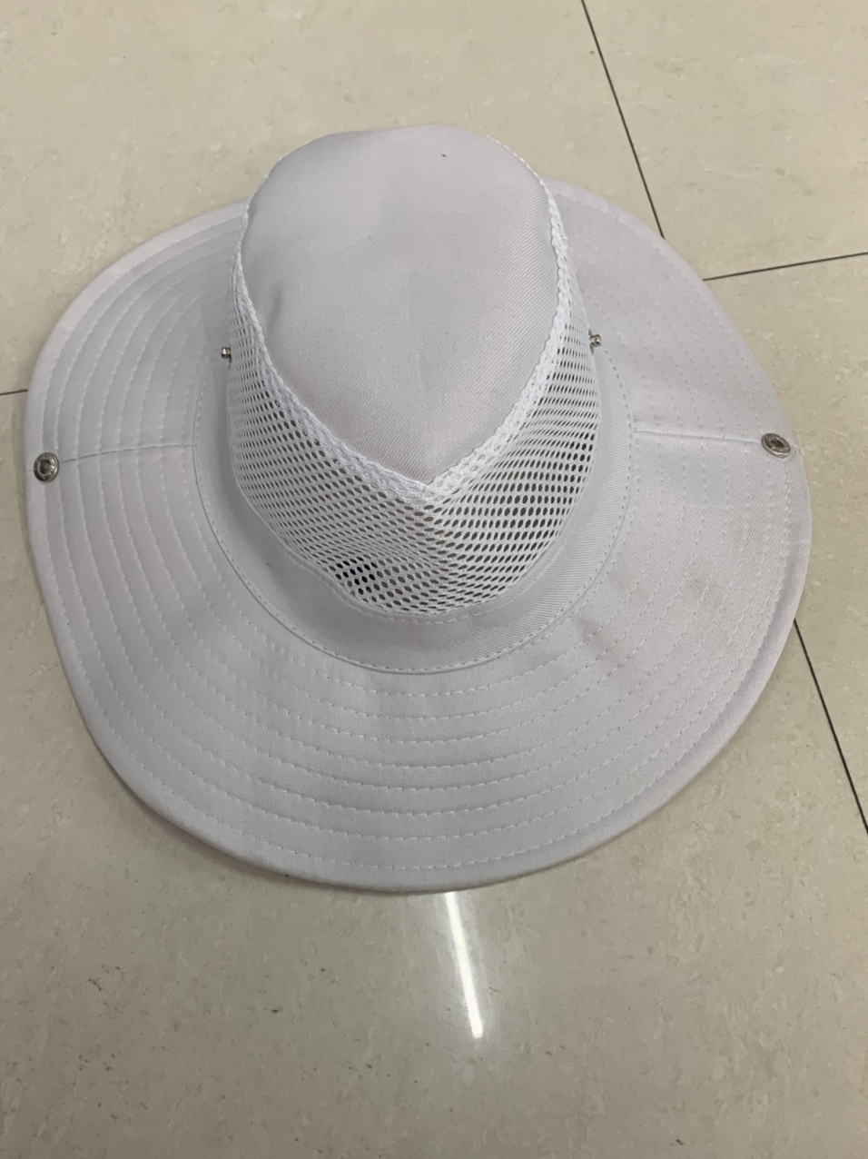 Monochrome Web White