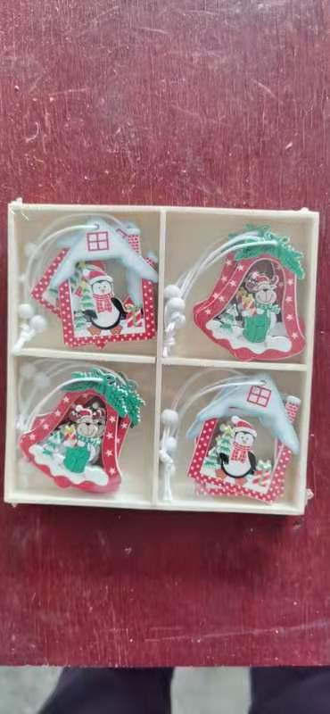 Bell type Christmas pendant thumbnail