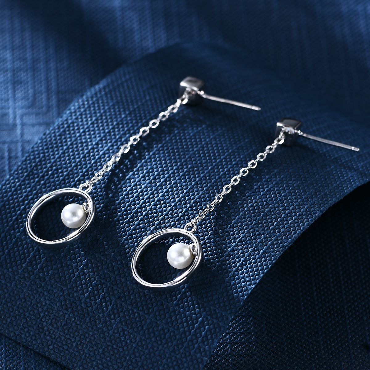 Anton Head Wolf 925 sterling silver 0099 earrings are free of charge full figure