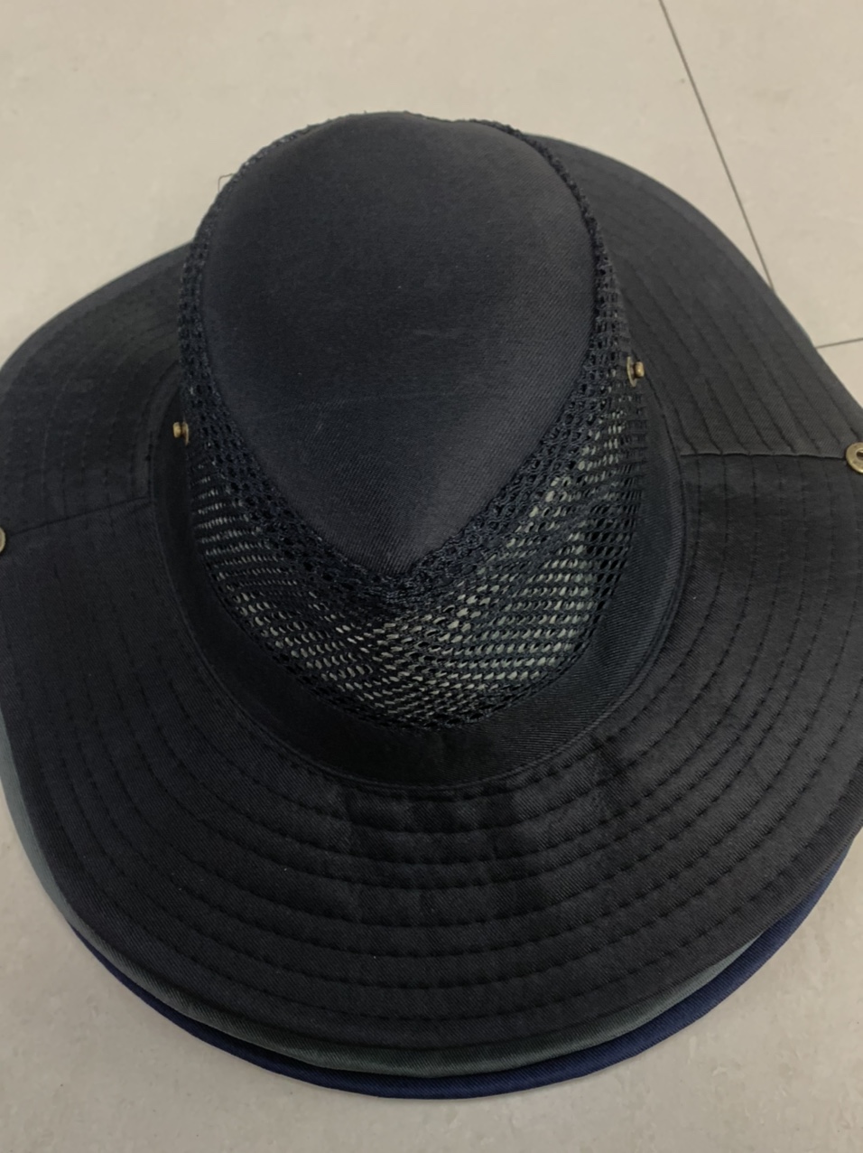 Monochrome Horse Net Black