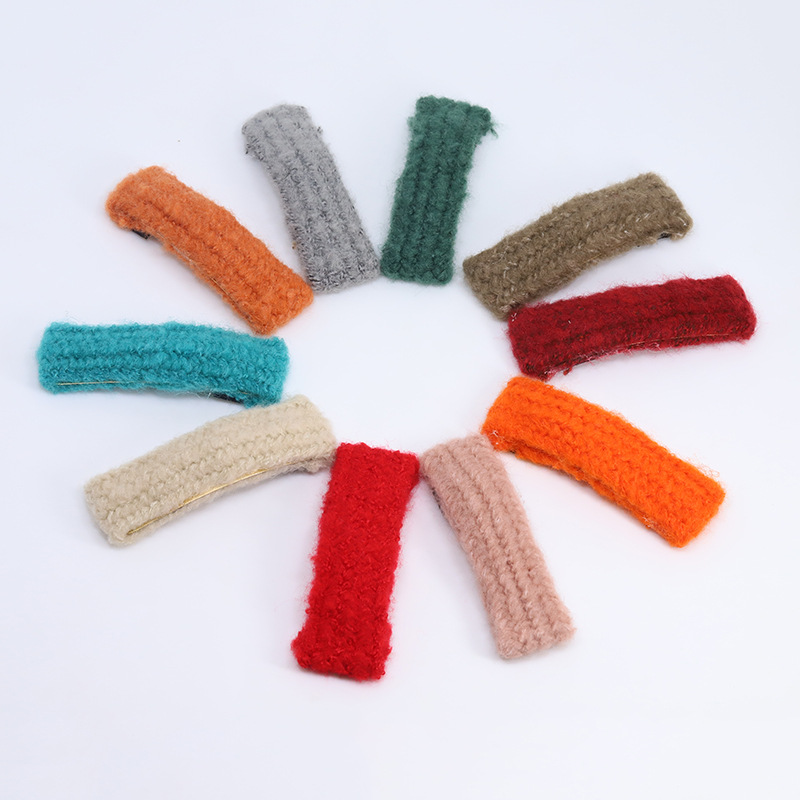 Wool hair clips, handcrafted BB clips Application Scenario