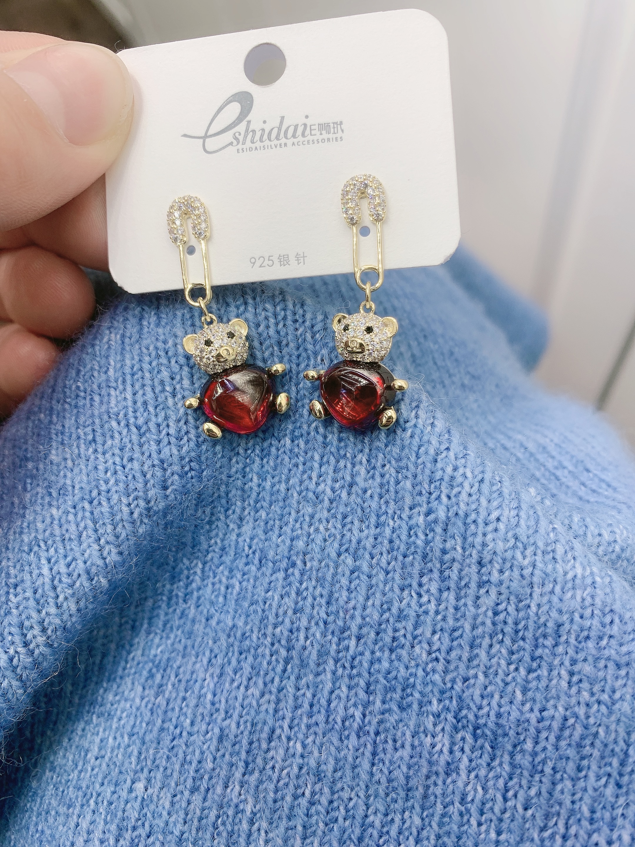 Garnet Cute Bear Earrings full figure