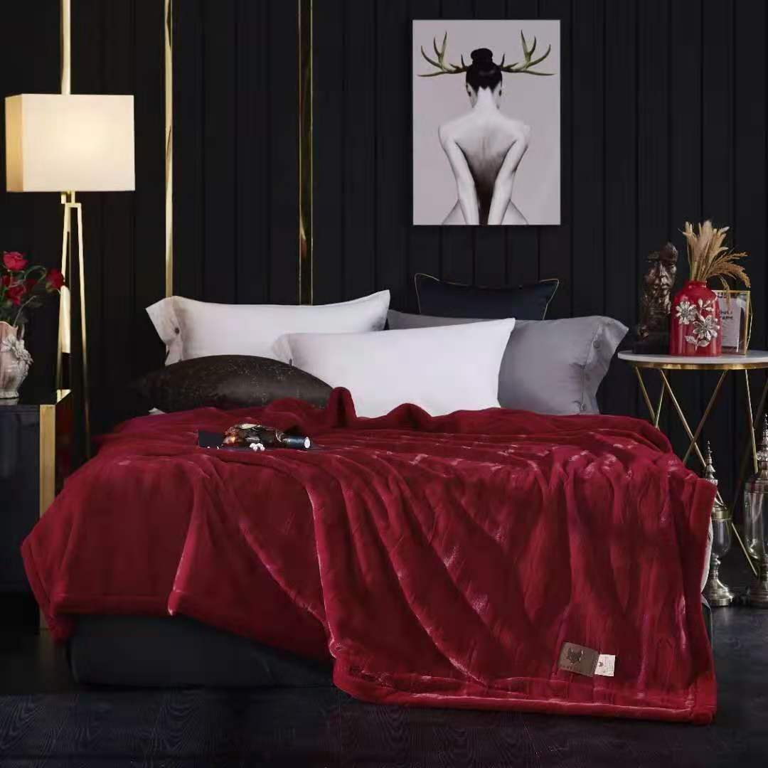 New 2025 fur blanket, solid color embossed blanket, Raschel blanket, water ripple blanket, gift single person blanket, 2.6 Application Scenario