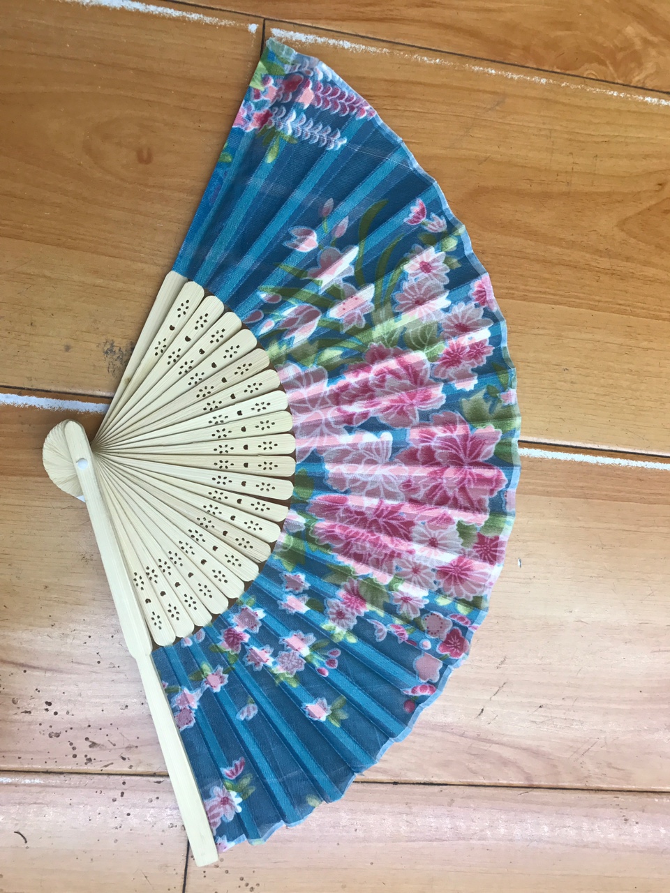 竹子扇子仕女扇子批发便宜图