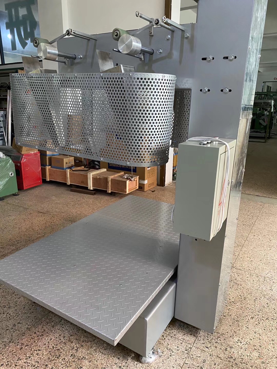 New four-head folding machine, dual frequency conversion folding machine, four-head folding machine Application Scenario