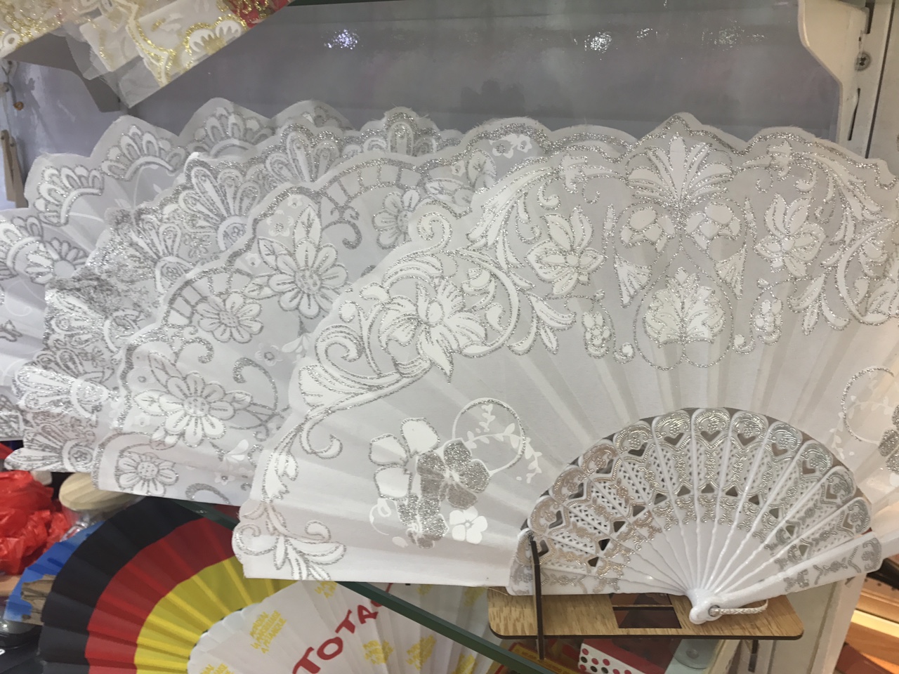 银粉中国风扇子塑料扇子批发定制图