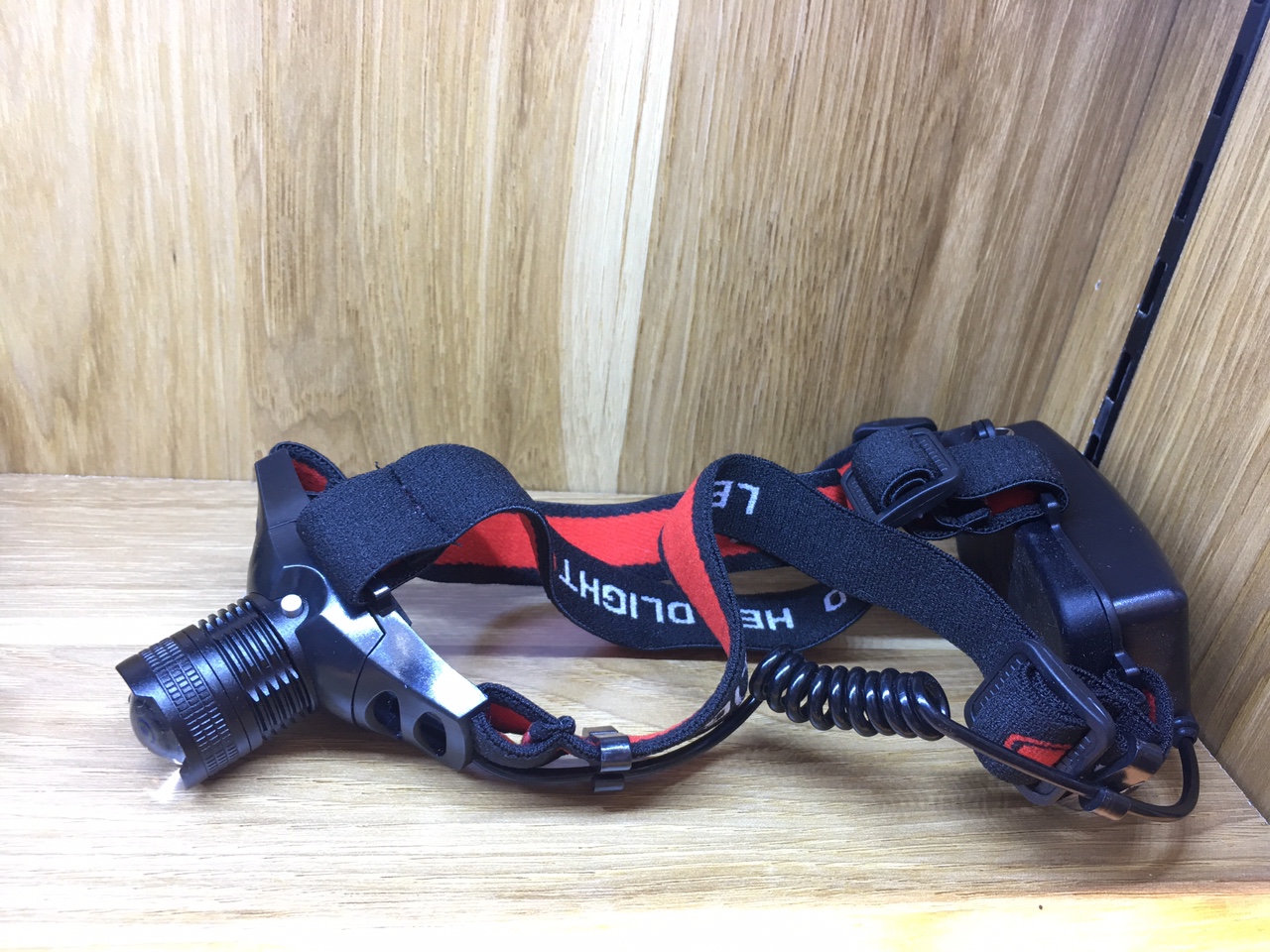 Outdoor mini headlamp with strong light thumbnail
